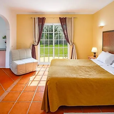 Hotel 4 1 Crianca, Pisicina Aquec